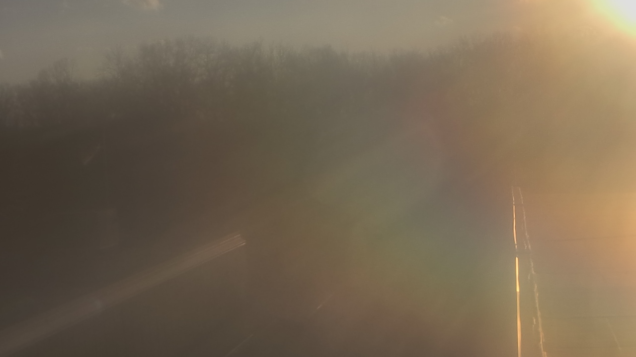 Thumbnail for current weather camera view from Dag Hammarskjold MS in Wallingford, Connecticut