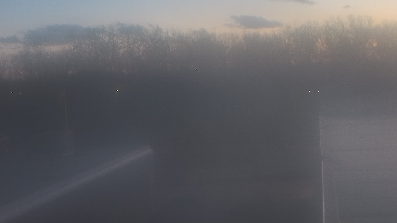 Thumbnail for current weather camera view from Dag Hammarskjold MS in Wallingford, Connecticut