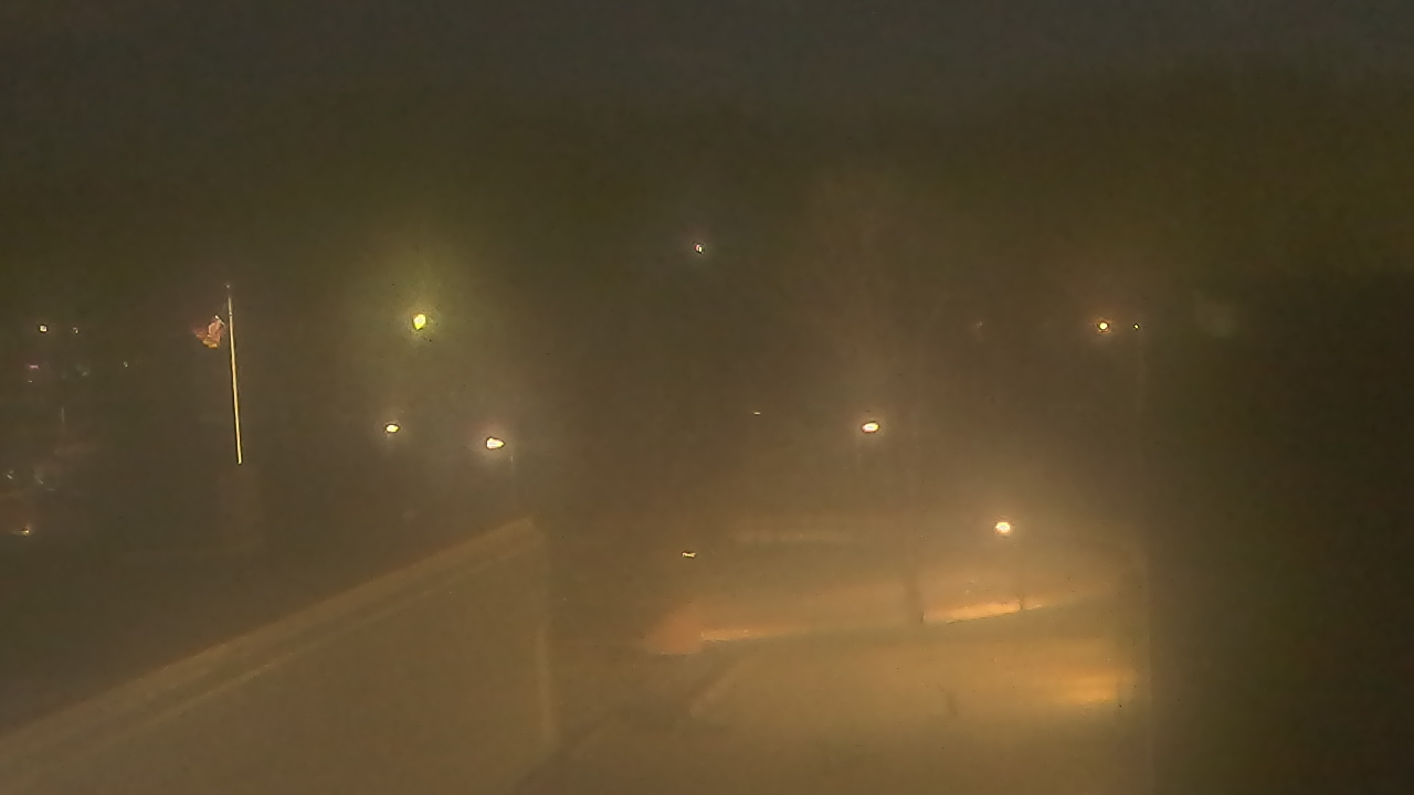 Thumbnail for current weather camera view from Dag Hammarskjold MS in Wallingford, Connecticut