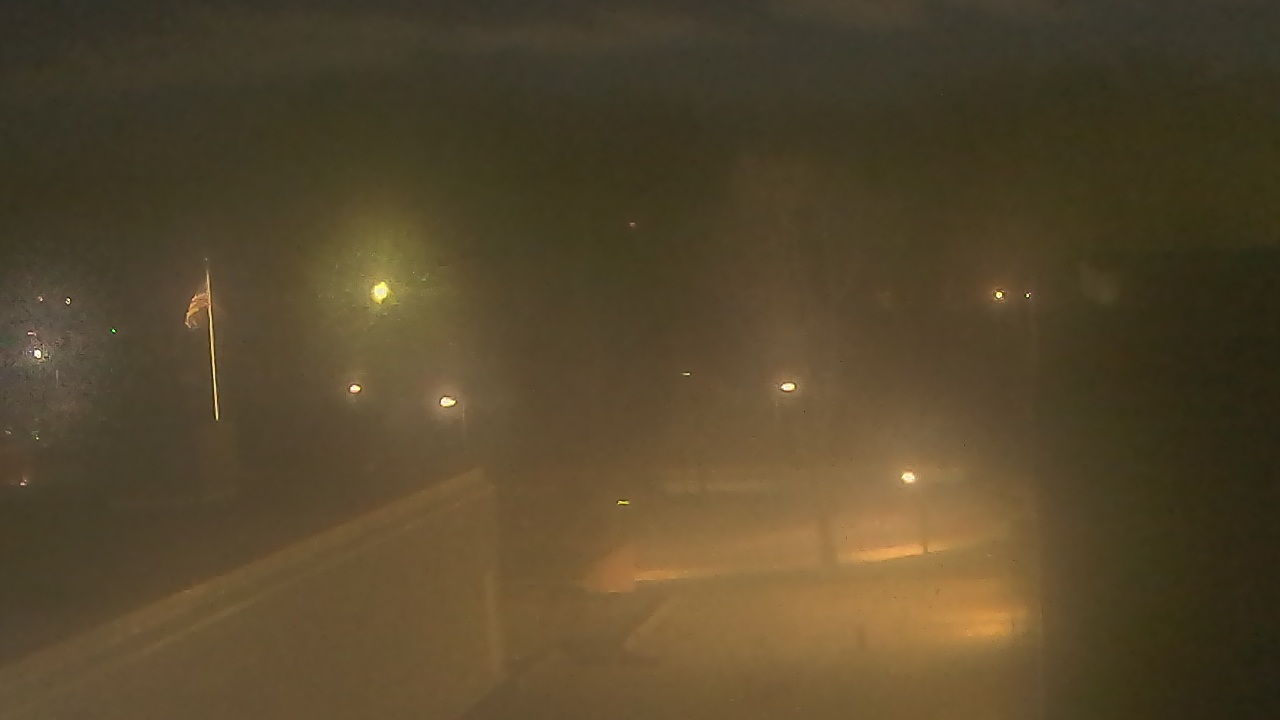 Thumbnail for current weather camera view from Dag Hammarskjold MS in Wallingford, Connecticut