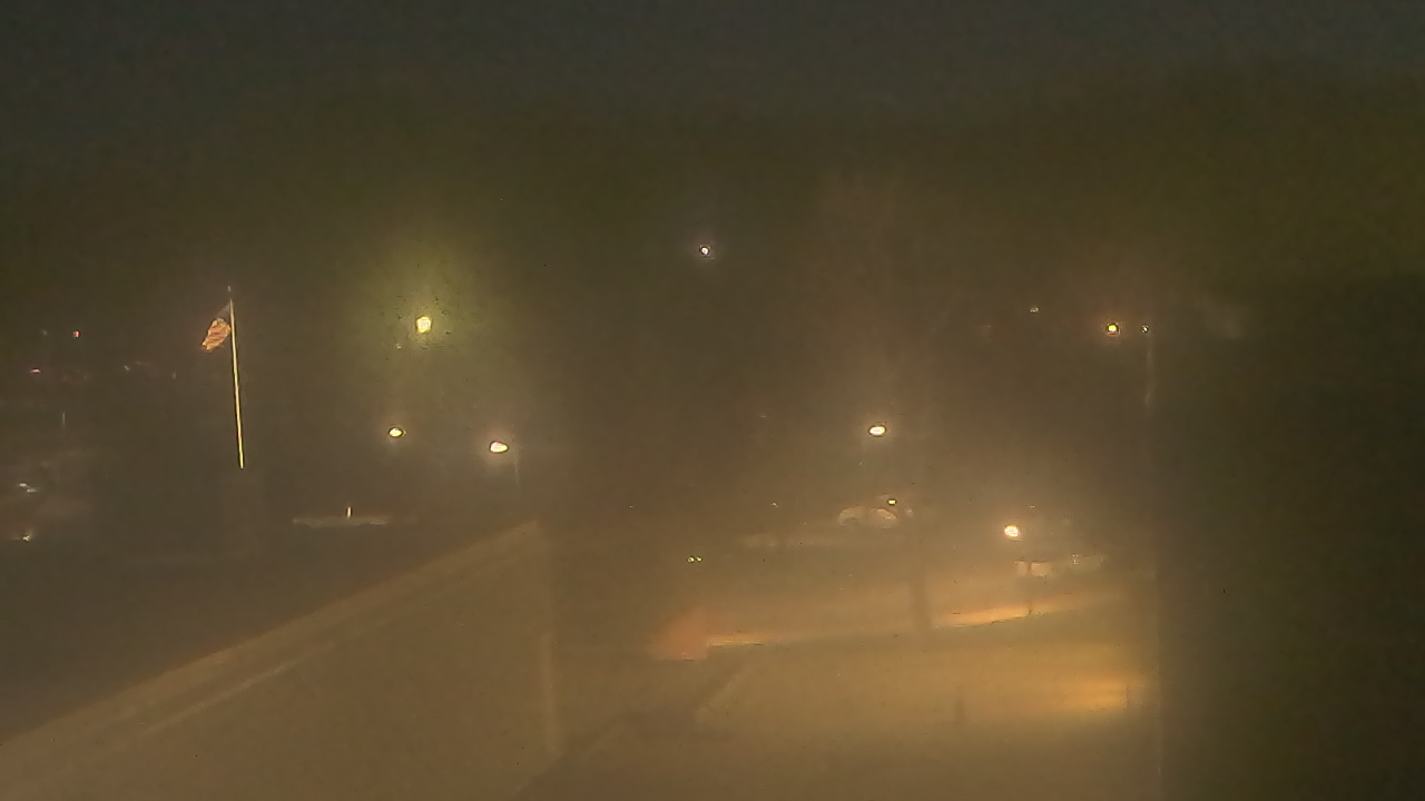 Thumbnail for current weather camera view from Dag Hammarskjold MS in Wallingford, Connecticut