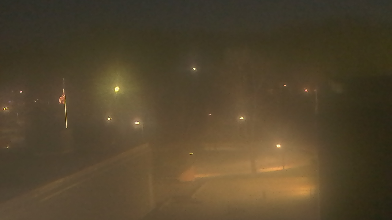 Thumbnail for current weather camera view from Dag Hammarskjold MS in Wallingford, Connecticut