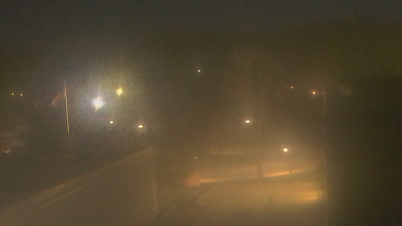 Thumbnail for current weather camera view from Dag Hammarskjold MS in Wallingford, Connecticut