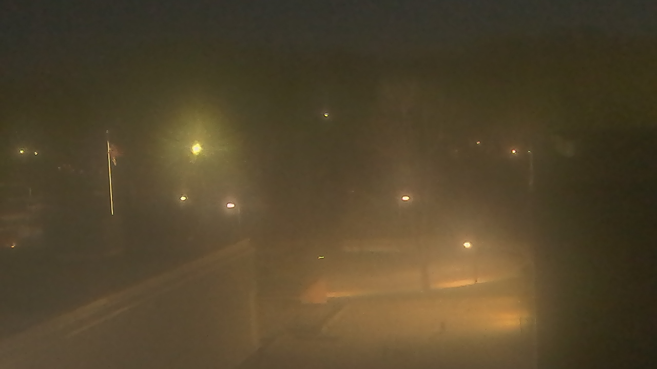 Thumbnail for current weather camera view from Dag Hammarskjold MS in Wallingford, Connecticut