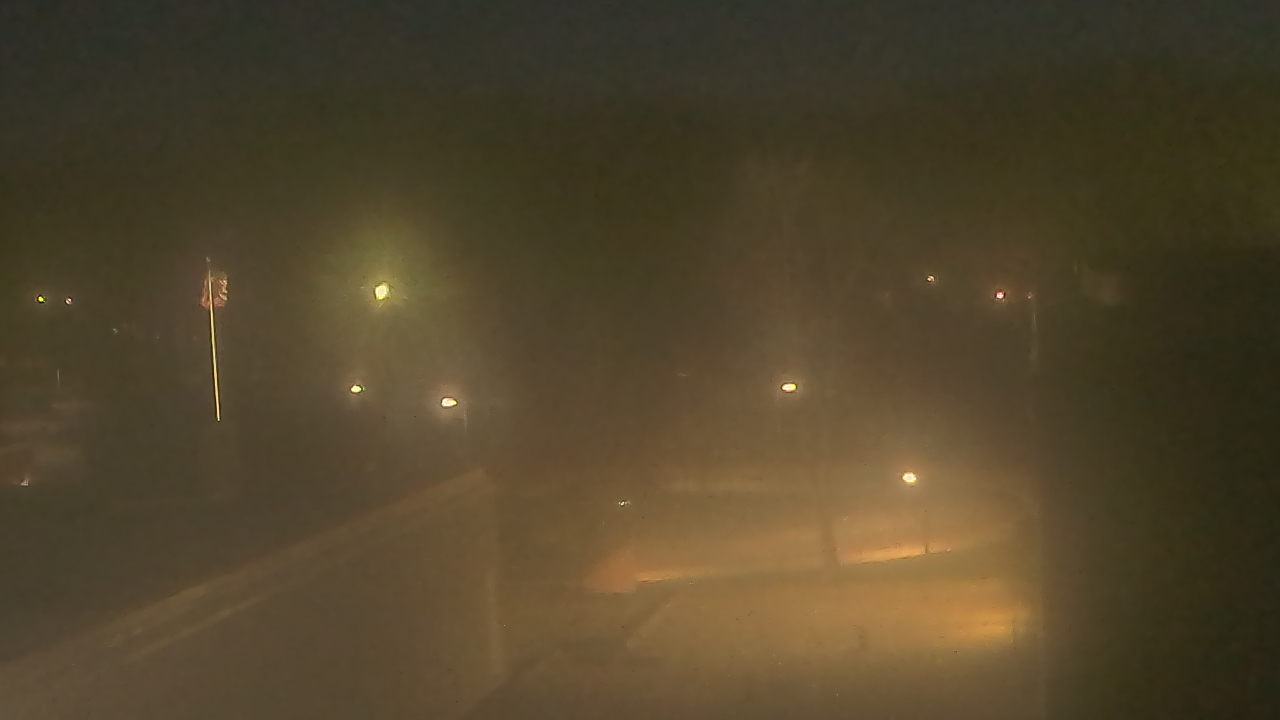 Thumbnail for current weather camera view from Dag Hammarskjold MS in Wallingford, Connecticut