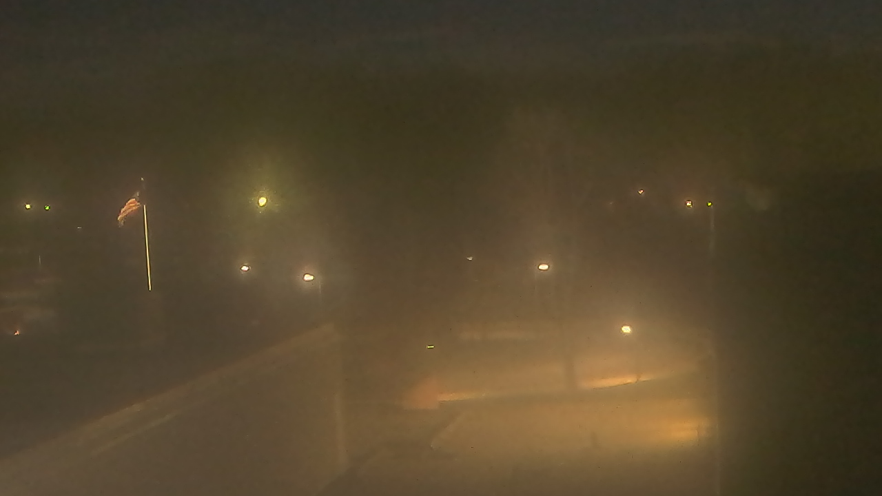 Thumbnail for current weather camera view from Dag Hammarskjold MS in Wallingford, Connecticut