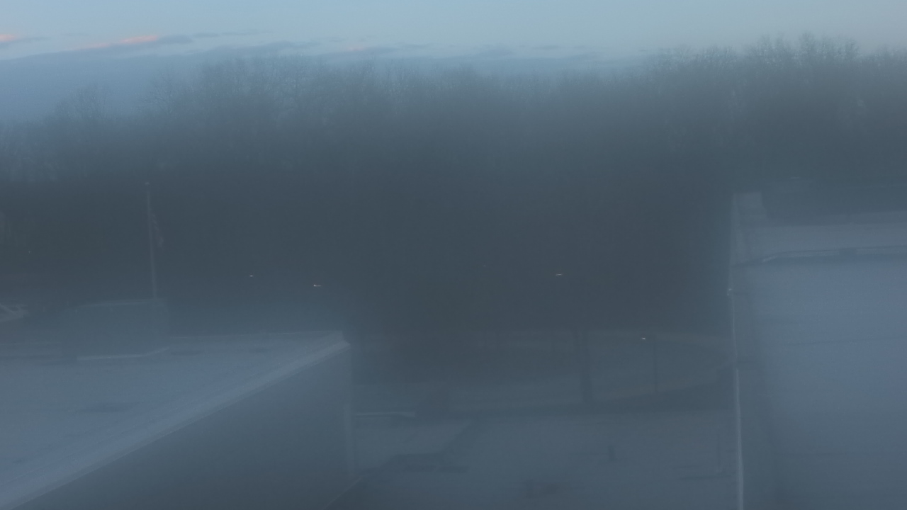 Thumbnail for current weather camera view from Dag Hammarskjold MS in Wallingford, Connecticut