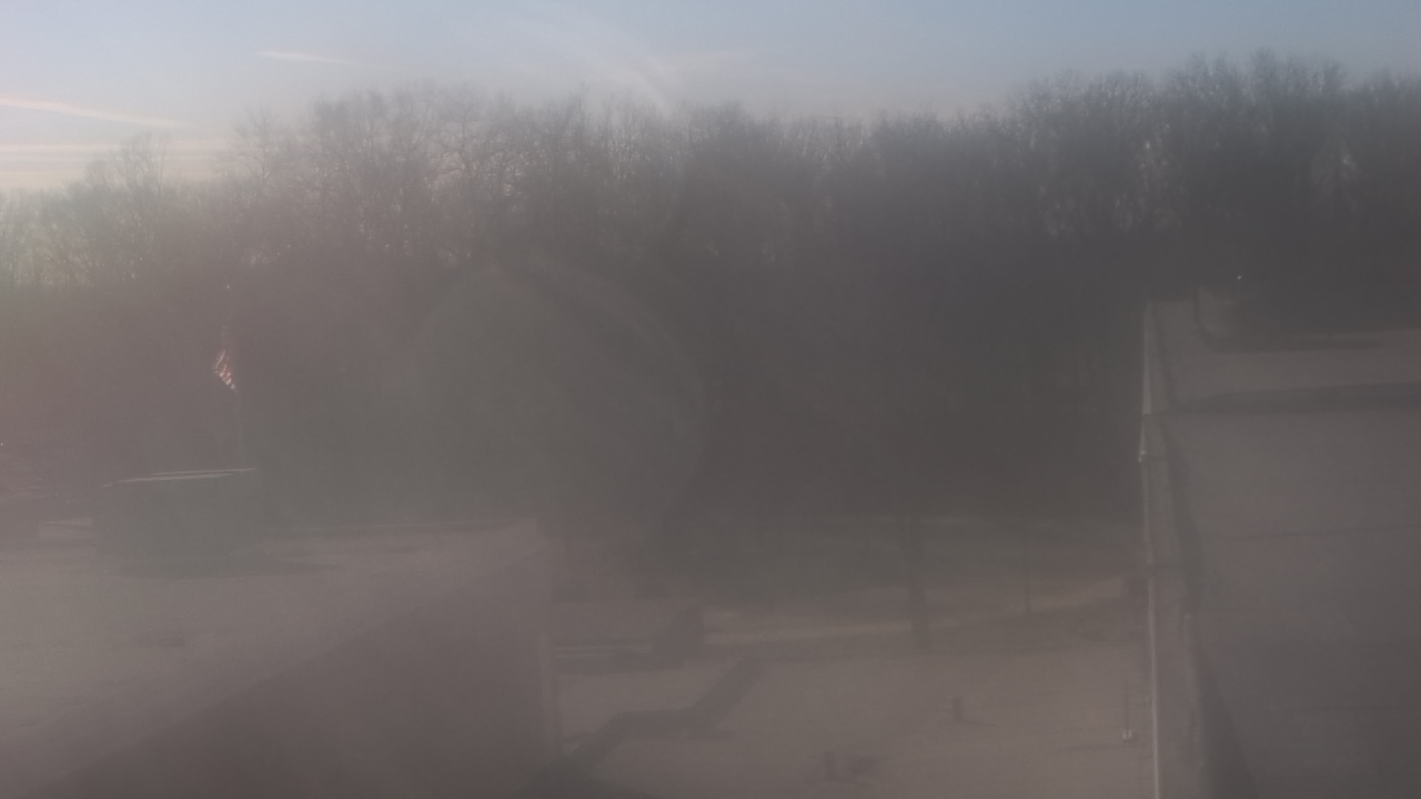 Thumbnail for current weather camera view from Dag Hammarskjold MS in Wallingford, Connecticut