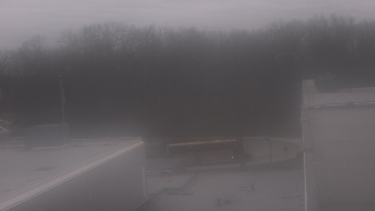 Thumbnail for current weather camera view from Dag Hammarskjold MS in Wallingford, Connecticut