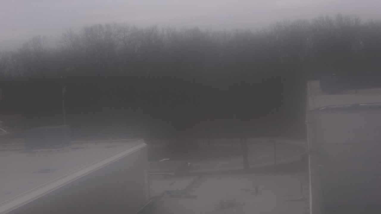 Thumbnail for current weather camera view from Dag Hammarskjold MS in Wallingford, Connecticut