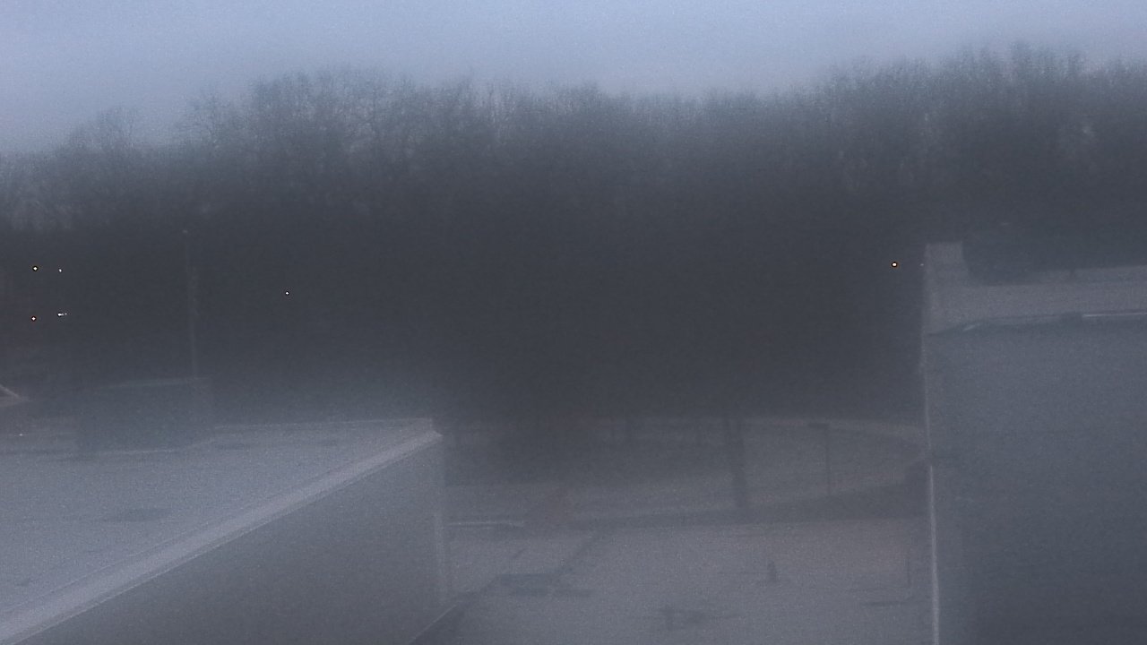 Thumbnail for current weather camera view from Dag Hammarskjold MS in Wallingford, Connecticut