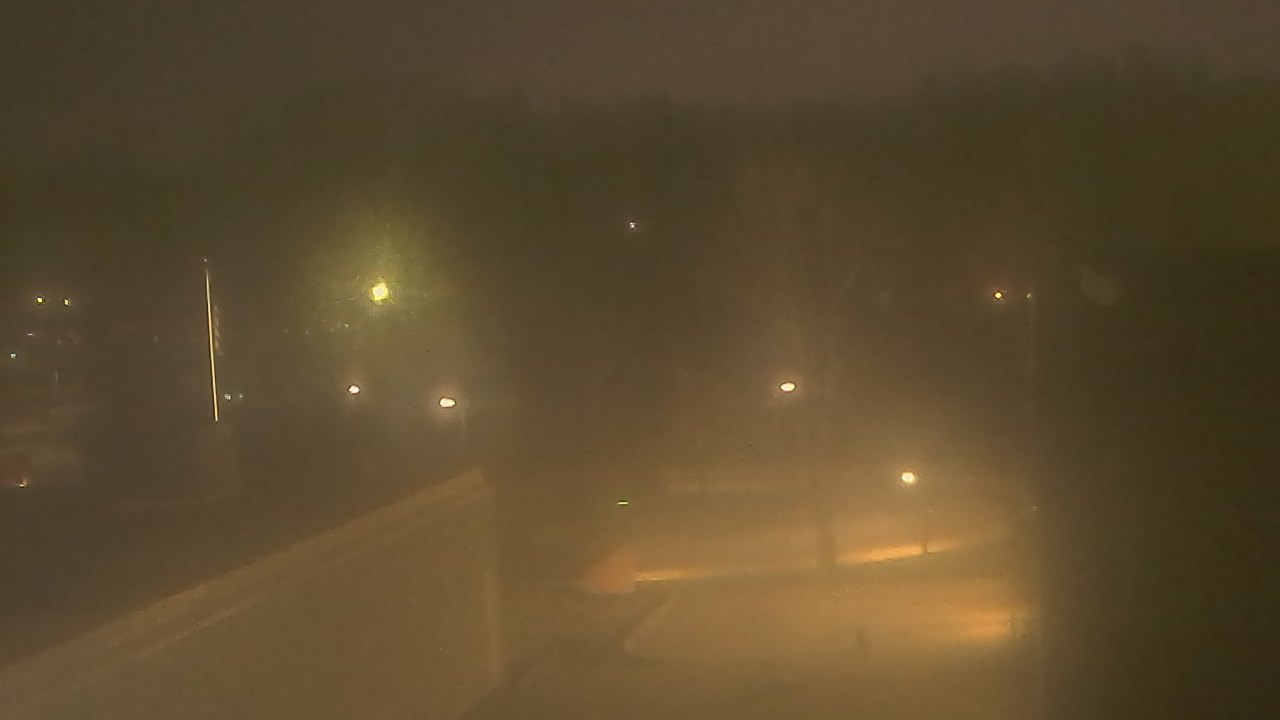 Thumbnail for current weather camera view from Dag Hammarskjold MS in Wallingford, Connecticut