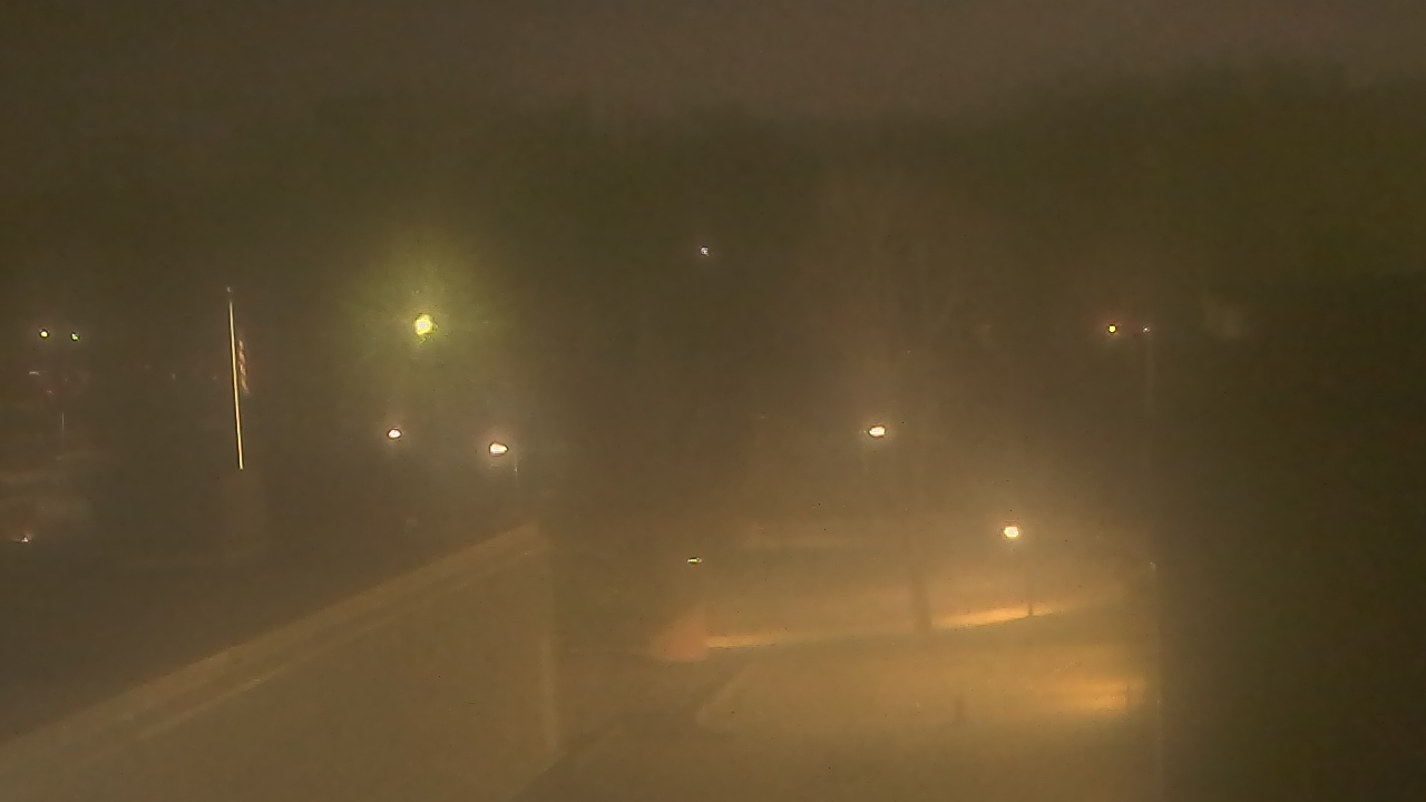 Thumbnail for current weather camera view from Dag Hammarskjold MS in Wallingford, Connecticut