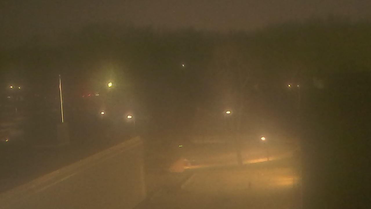 Thumbnail for current weather camera view from Dag Hammarskjold MS in Wallingford, Connecticut