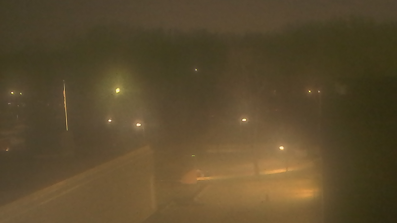 Thumbnail for current weather camera view from Dag Hammarskjold MS in Wallingford, Connecticut