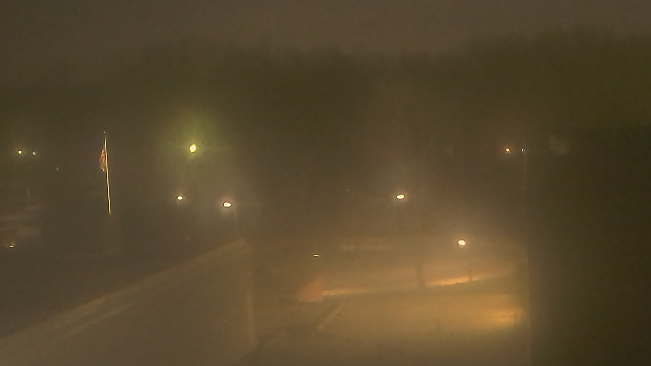 Thumbnail for current weather camera view from Dag Hammarskjold MS in Wallingford, Connecticut