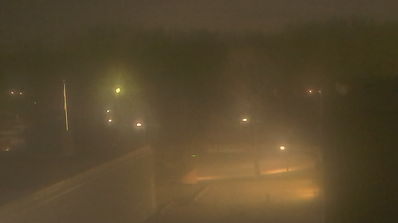 Thumbnail for current weather camera view from Dag Hammarskjold MS in Wallingford, Connecticut