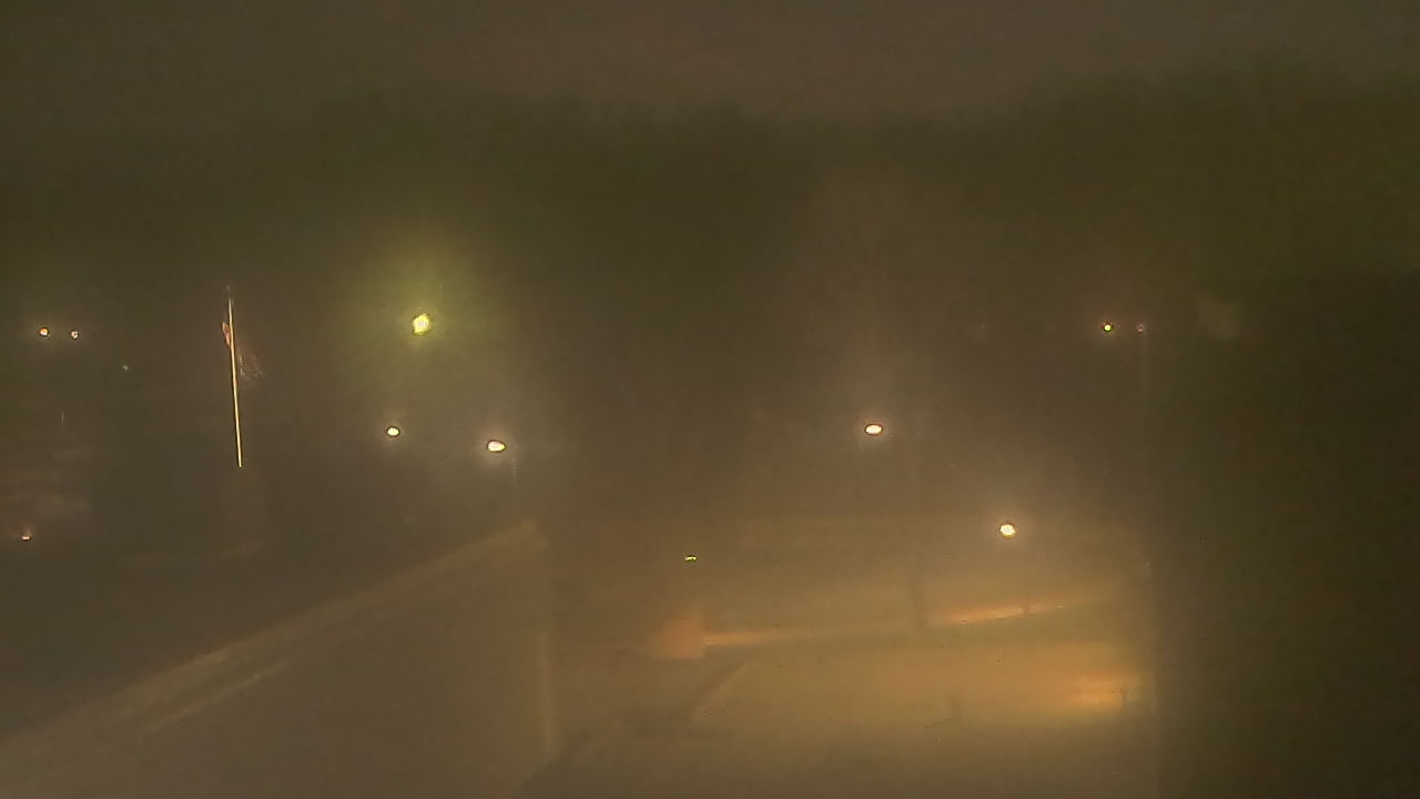 Thumbnail for current weather camera view from Dag Hammarskjold MS in Wallingford, Connecticut