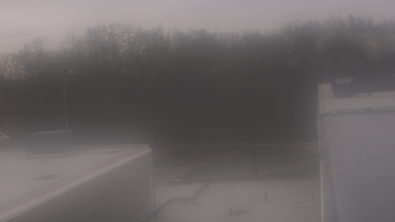 Thumbnail for current weather camera view from Dag Hammarskjold MS in Wallingford, Connecticut