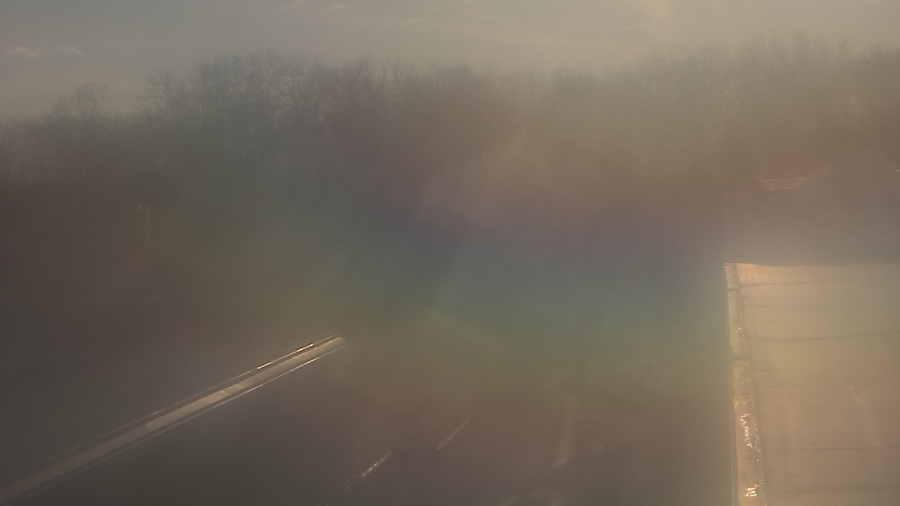 Thumbnail for current weather camera view from Dag Hammarskjold MS in Wallingford, Connecticut