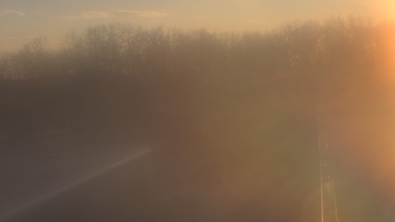 Thumbnail for current weather camera view from Dag Hammarskjold MS in Wallingford, Connecticut