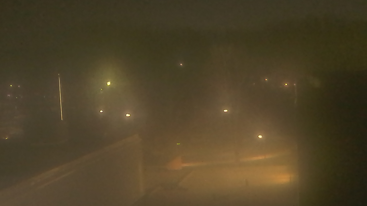 Thumbnail for current weather camera view from Dag Hammarskjold MS in Wallingford, Connecticut