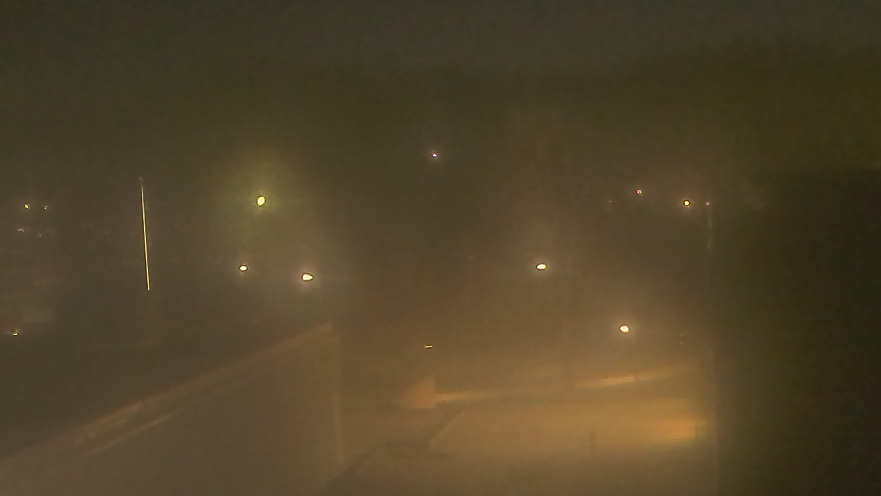 Thumbnail for current weather camera view from Dag Hammarskjold MS in Wallingford, Connecticut