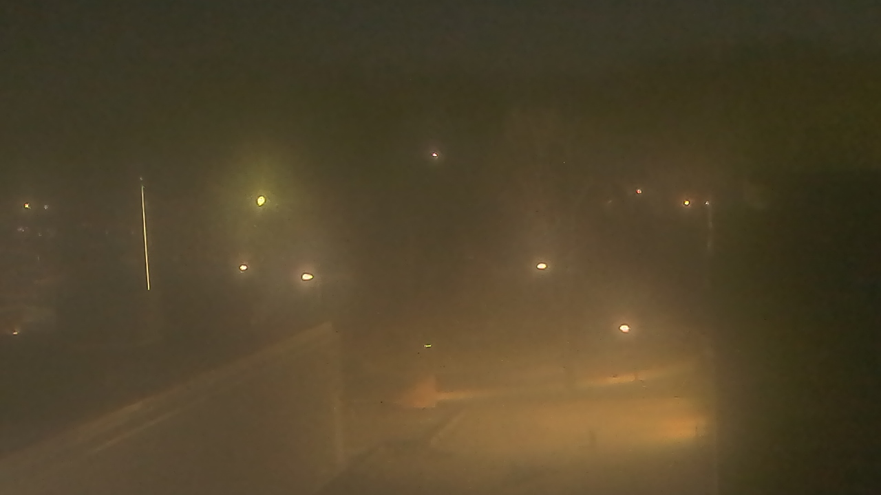 Thumbnail for current weather camera view from Dag Hammarskjold MS in Wallingford, Connecticut