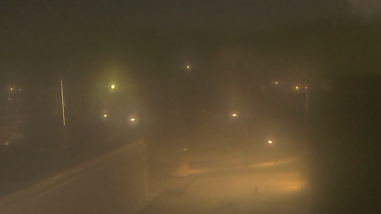 Thumbnail for current weather camera view from Dag Hammarskjold MS in Wallingford, Connecticut