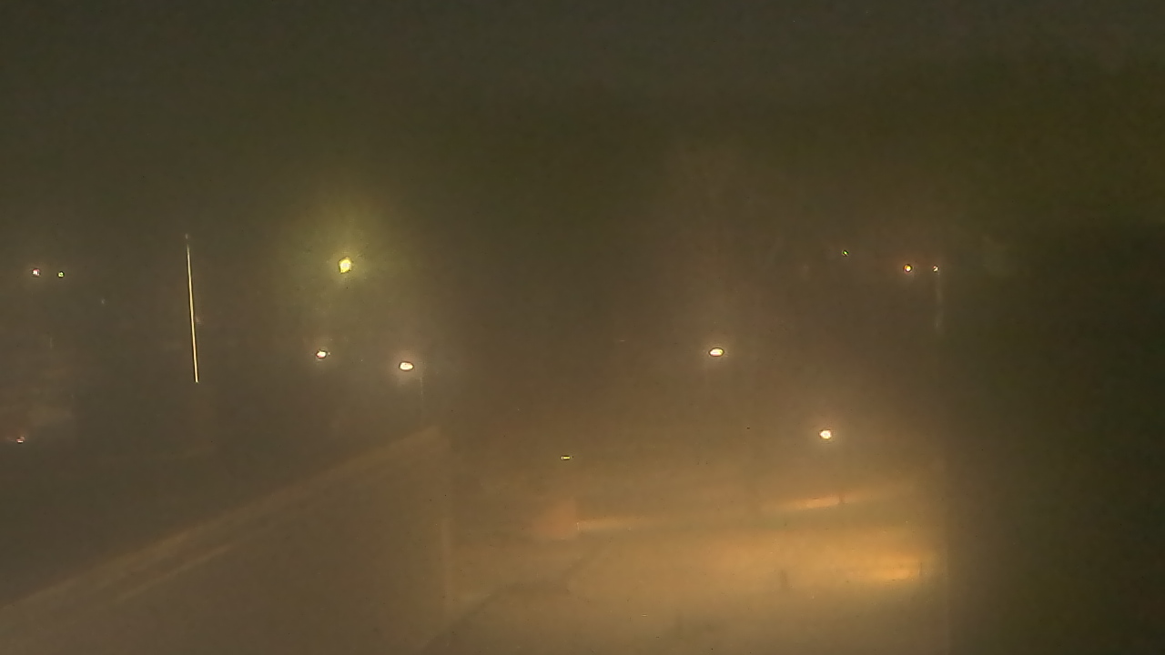 Thumbnail for current weather camera view from Dag Hammarskjold MS in Wallingford, Connecticut