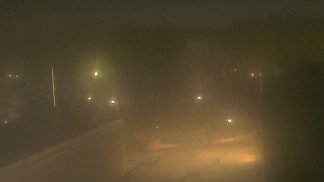 Thumbnail for current weather camera view from Dag Hammarskjold MS in Wallingford, Connecticut