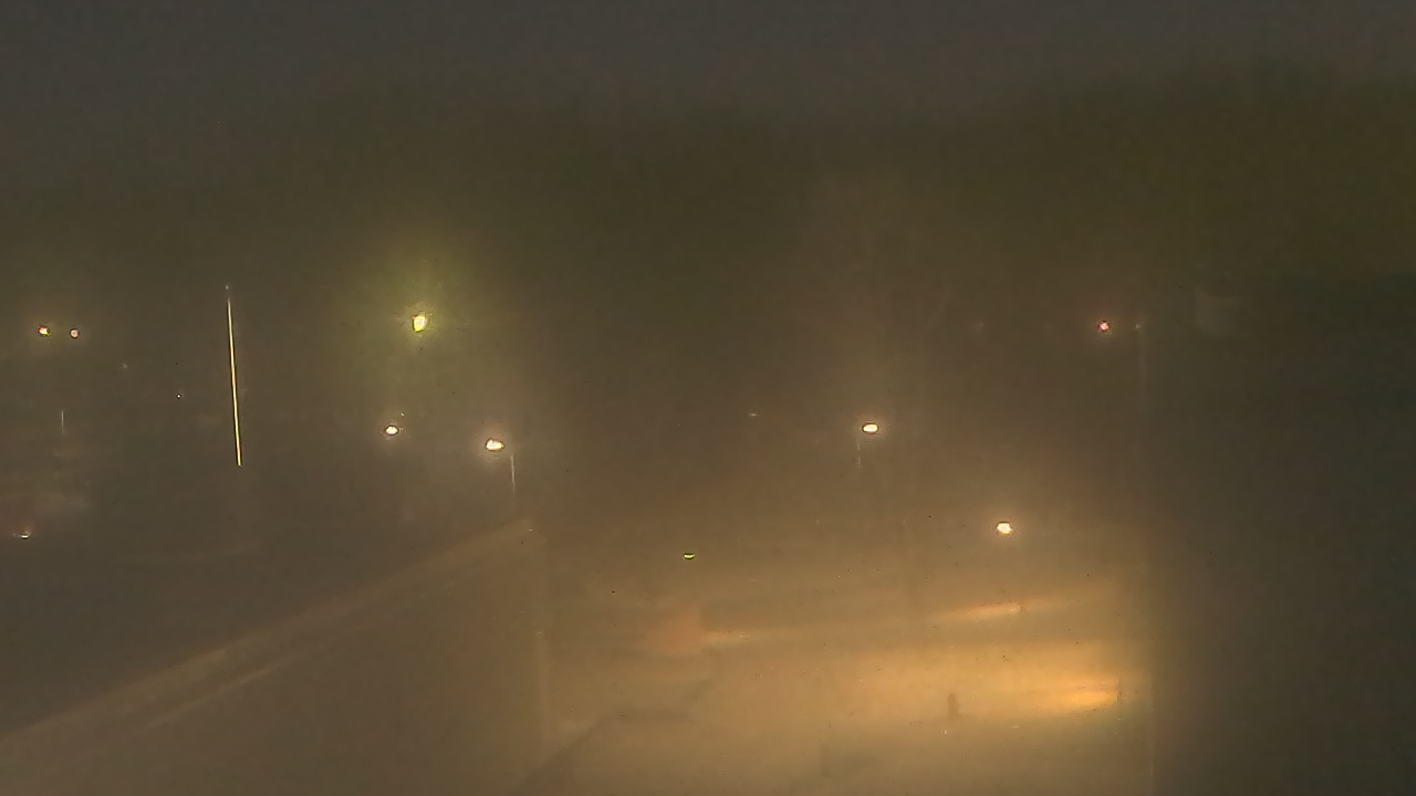 Thumbnail for current weather camera view from Dag Hammarskjold MS in Wallingford, Connecticut