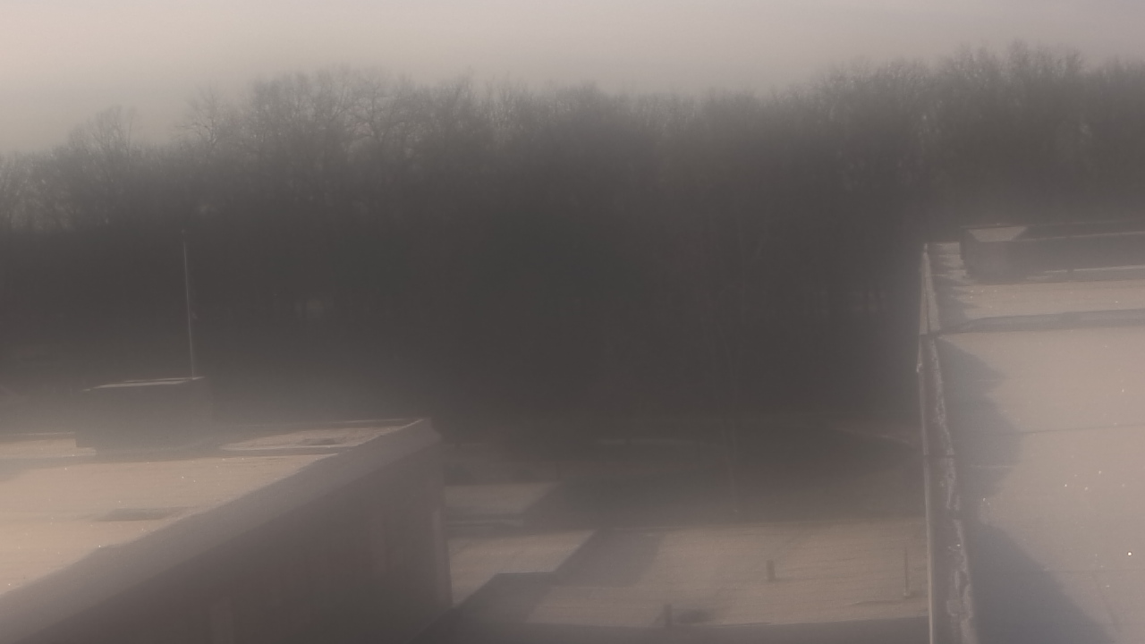 Thumbnail for current weather camera view from Dag Hammarskjold MS in Wallingford, Connecticut