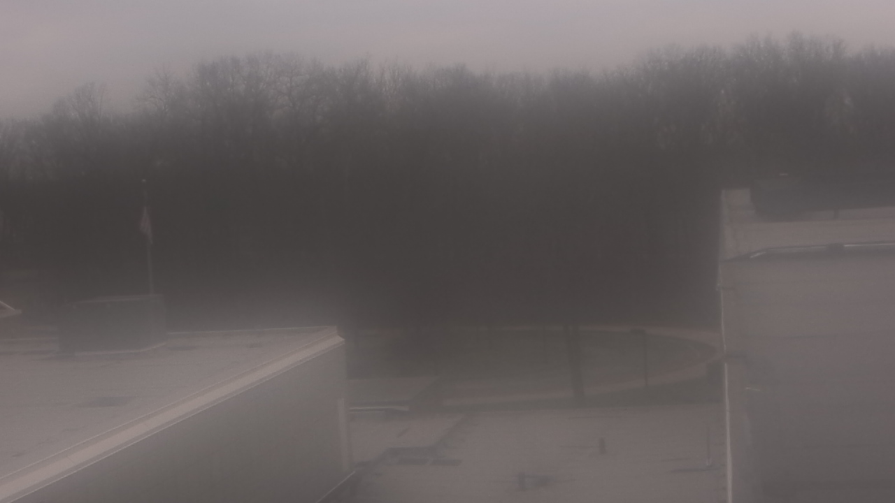 Thumbnail for current weather camera view from Dag Hammarskjold MS in Wallingford, Connecticut