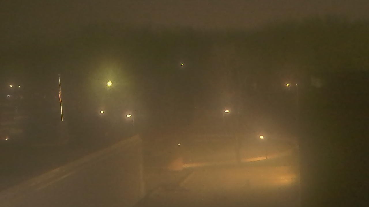 Thumbnail for current weather camera view from Dag Hammarskjold MS in Wallingford, Connecticut