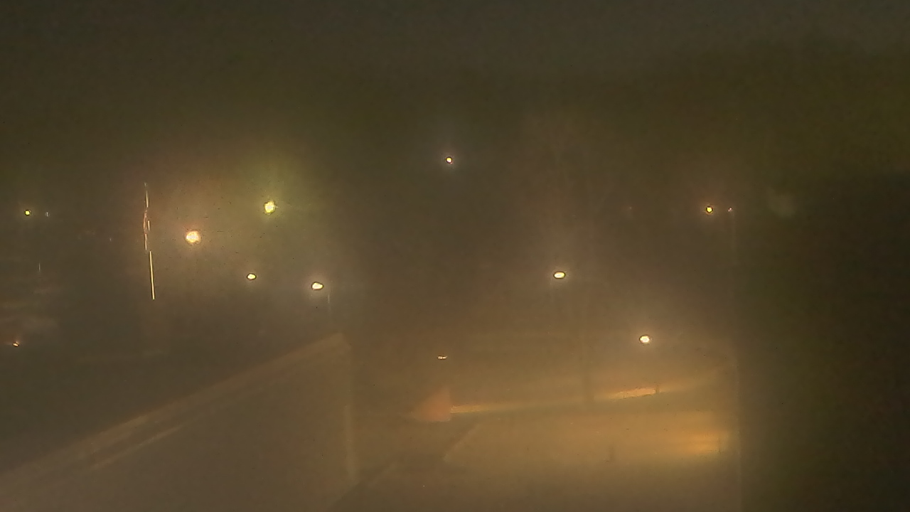 Thumbnail for current weather camera view from Dag Hammarskjold MS in Wallingford, Connecticut