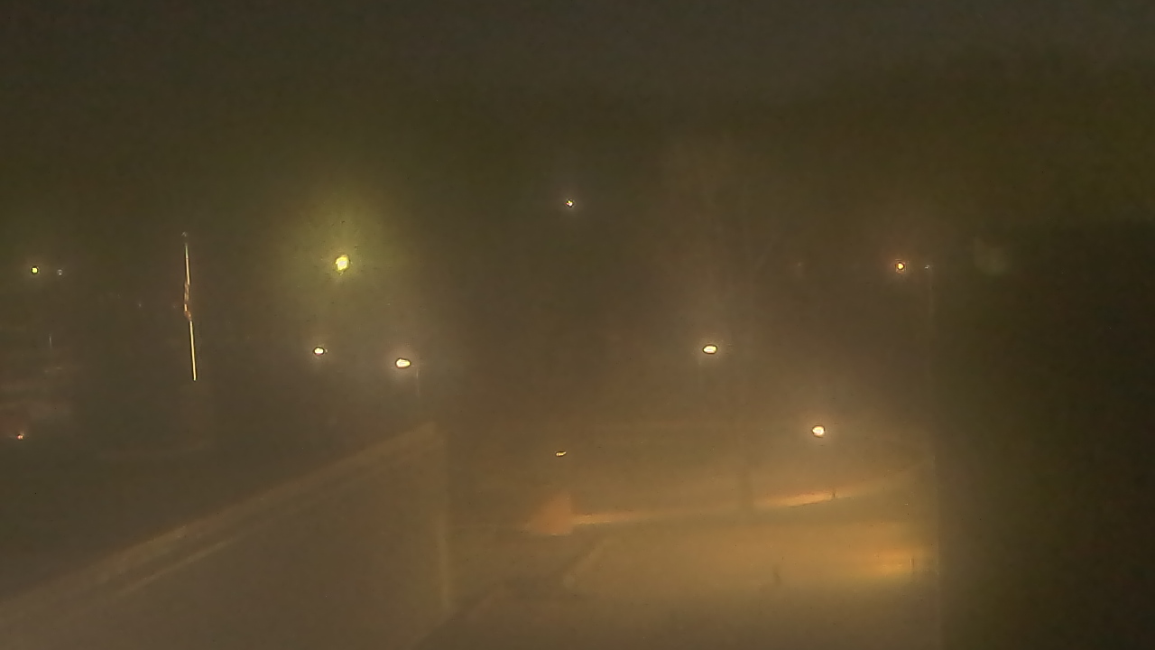 Thumbnail for current weather camera view from Dag Hammarskjold MS in Wallingford, Connecticut