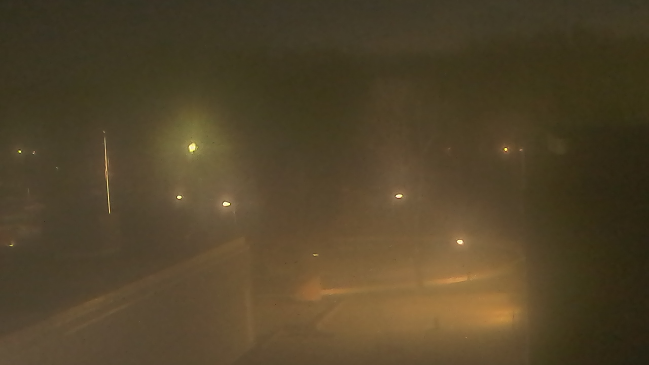 Thumbnail for current weather camera view from Dag Hammarskjold MS in Wallingford, Connecticut