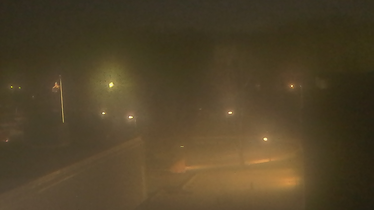 Thumbnail for current weather camera view from Dag Hammarskjold MS in Wallingford, Connecticut