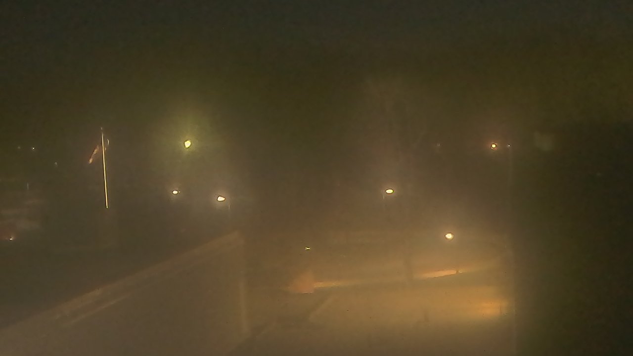 Thumbnail for current weather camera view from Dag Hammarskjold MS in Wallingford, Connecticut