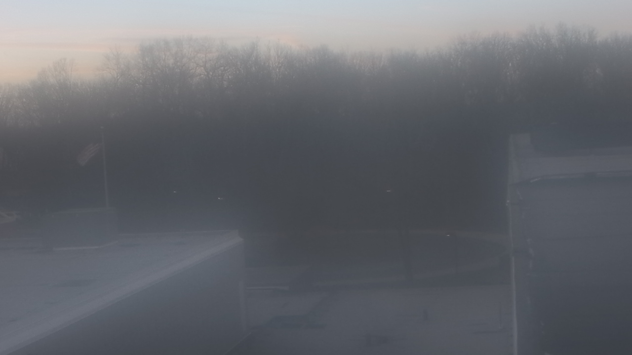 Thumbnail for current weather camera view from Dag Hammarskjold MS in Wallingford, Connecticut