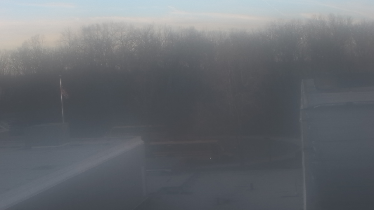 Thumbnail for current weather camera view from Dag Hammarskjold MS in Wallingford, Connecticut