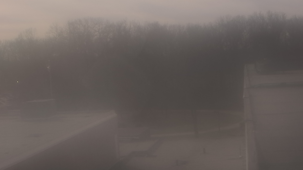 Thumbnail for current weather camera view from Dag Hammarskjold MS in Wallingford, Connecticut
