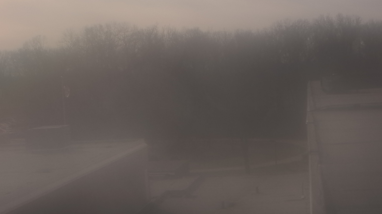 Thumbnail for current weather camera view from Dag Hammarskjold MS in Wallingford, Connecticut