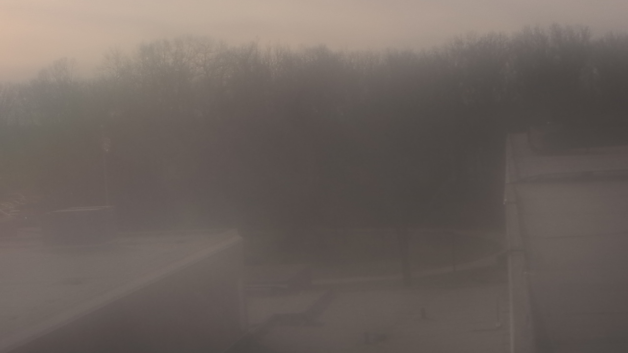 Thumbnail for current weather camera view from Dag Hammarskjold MS in Wallingford, Connecticut