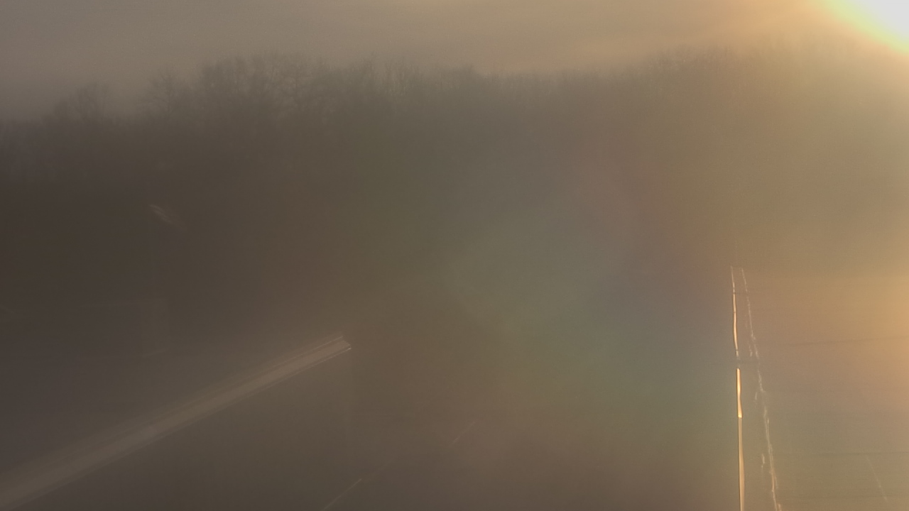 Thumbnail for current weather camera view from Dag Hammarskjold MS in Wallingford, Connecticut