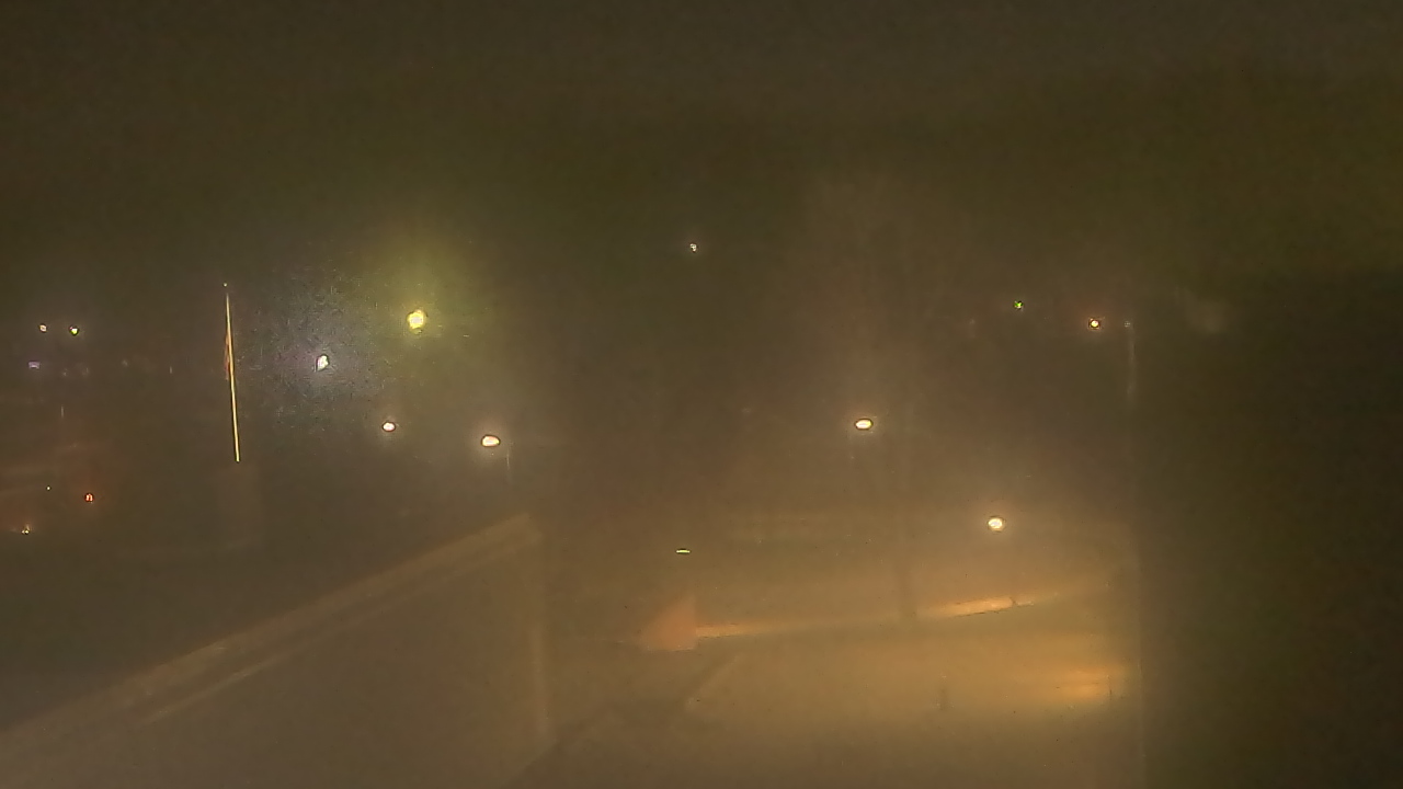 Thumbnail for current weather camera view from Dag Hammarskjold MS in Wallingford, Connecticut