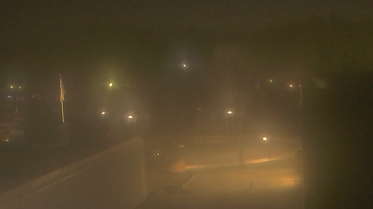 Thumbnail for current weather camera view from Dag Hammarskjold MS in Wallingford, Connecticut