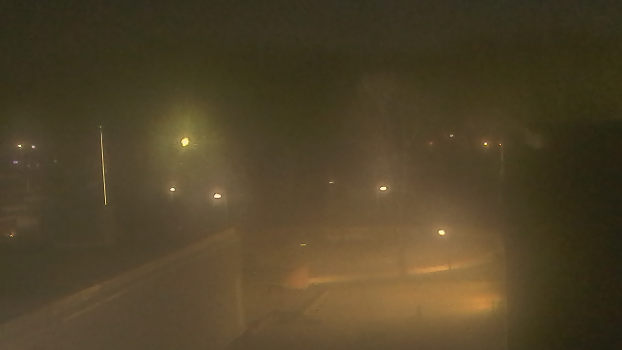 Thumbnail for current weather camera view from Dag Hammarskjold MS in Wallingford, Connecticut