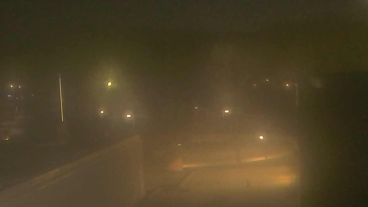 Thumbnail for current weather camera view from Dag Hammarskjold MS in Wallingford, Connecticut